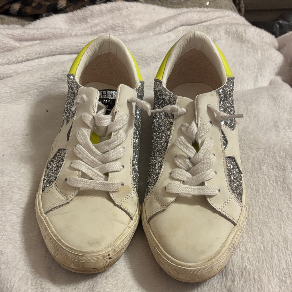 Vintage Havana White And Silver Sneakers